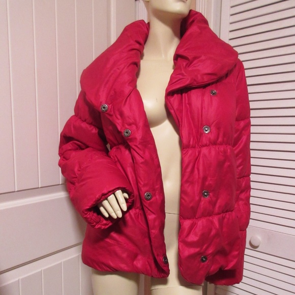 H&M Womens Red Puffer Jacket Coat size 10 Medium Oversized Quilted Snap Closure - Picture 7 of 8
